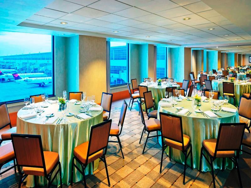 The Westin Detroit Metropolitan Airport Ξενοδοχείο Romulus Εξωτερικό φωτογραφία